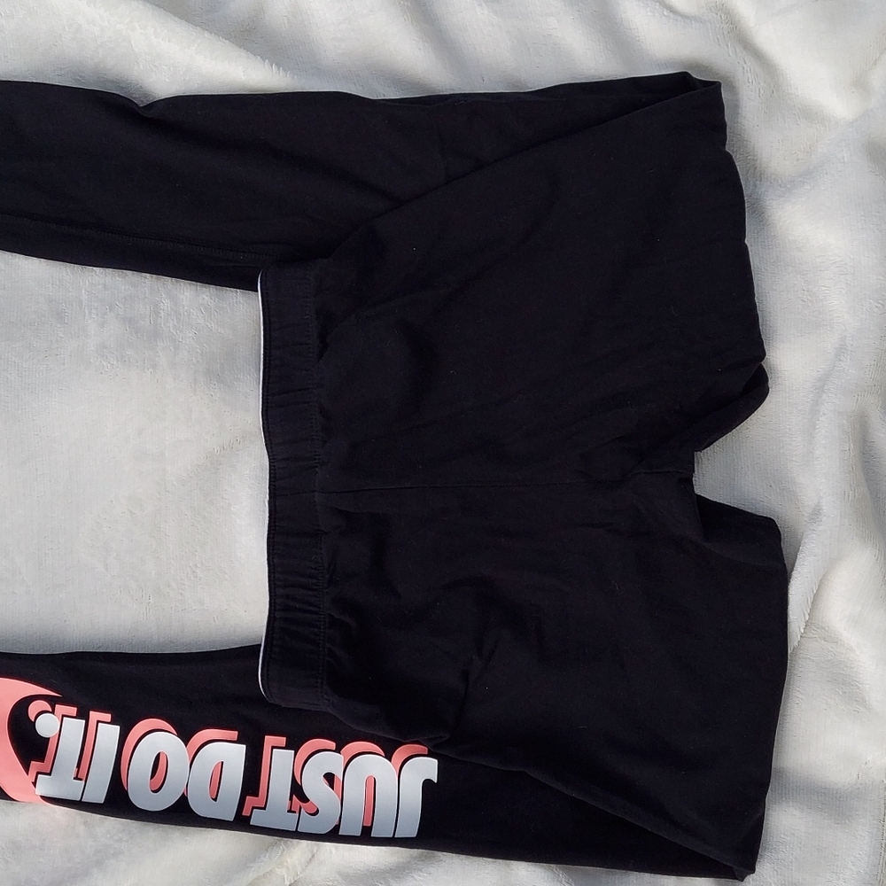 NIKE performance leggings - Picture 2 of 3